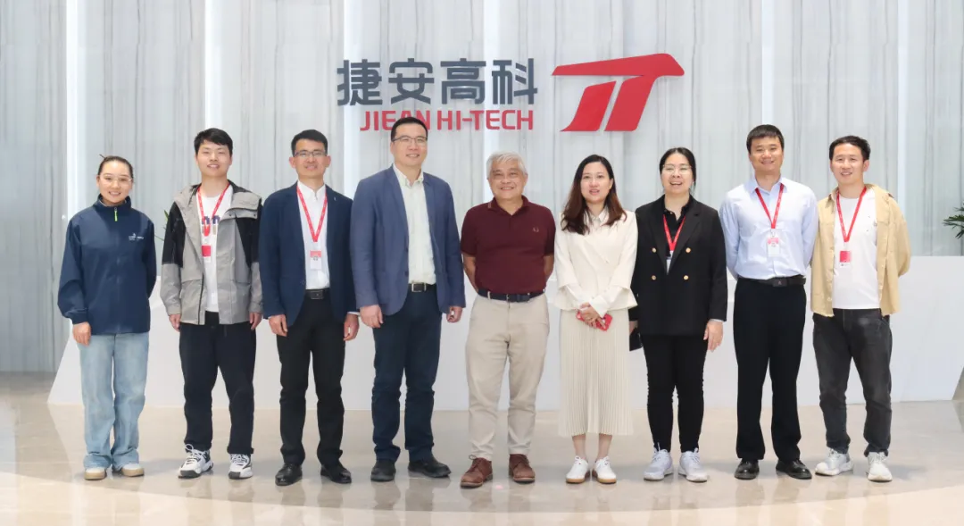 世赛飞机维修赛项项目经理考察1701vip黄金城高科，实地验证飞机维修竞赛设备